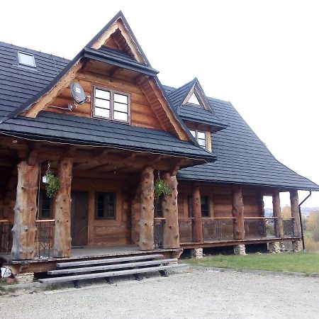 Chochlik Hotel Ustrzyki Dolne Ngoại thất bức ảnh