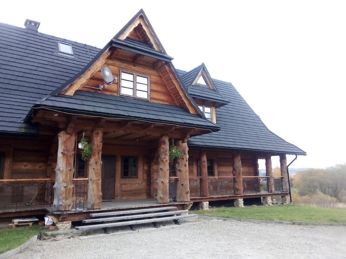 Chochlik Hotel Ustrzyki Dolne Ngoại thất bức ảnh